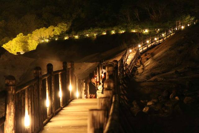 北海道祭典 登别地獄谷鬼花火 Travelliker 愛遊人