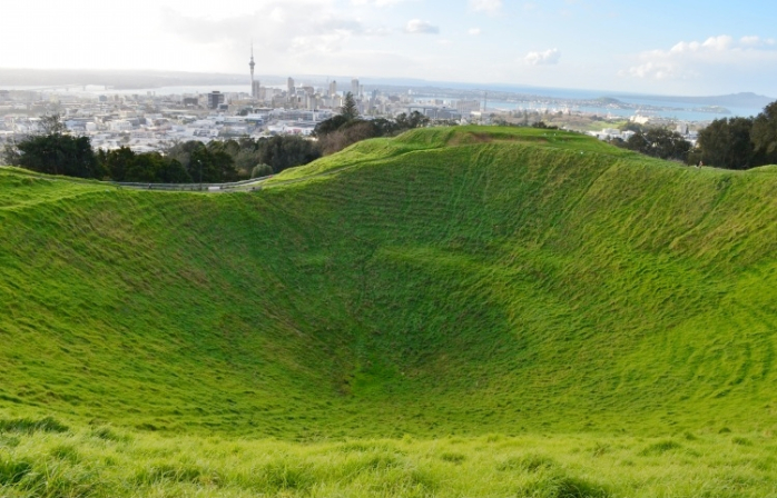 伊甸山(Mount Eden)