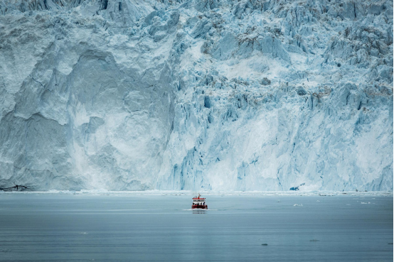 遊船體驗艾奇冰川冰崩