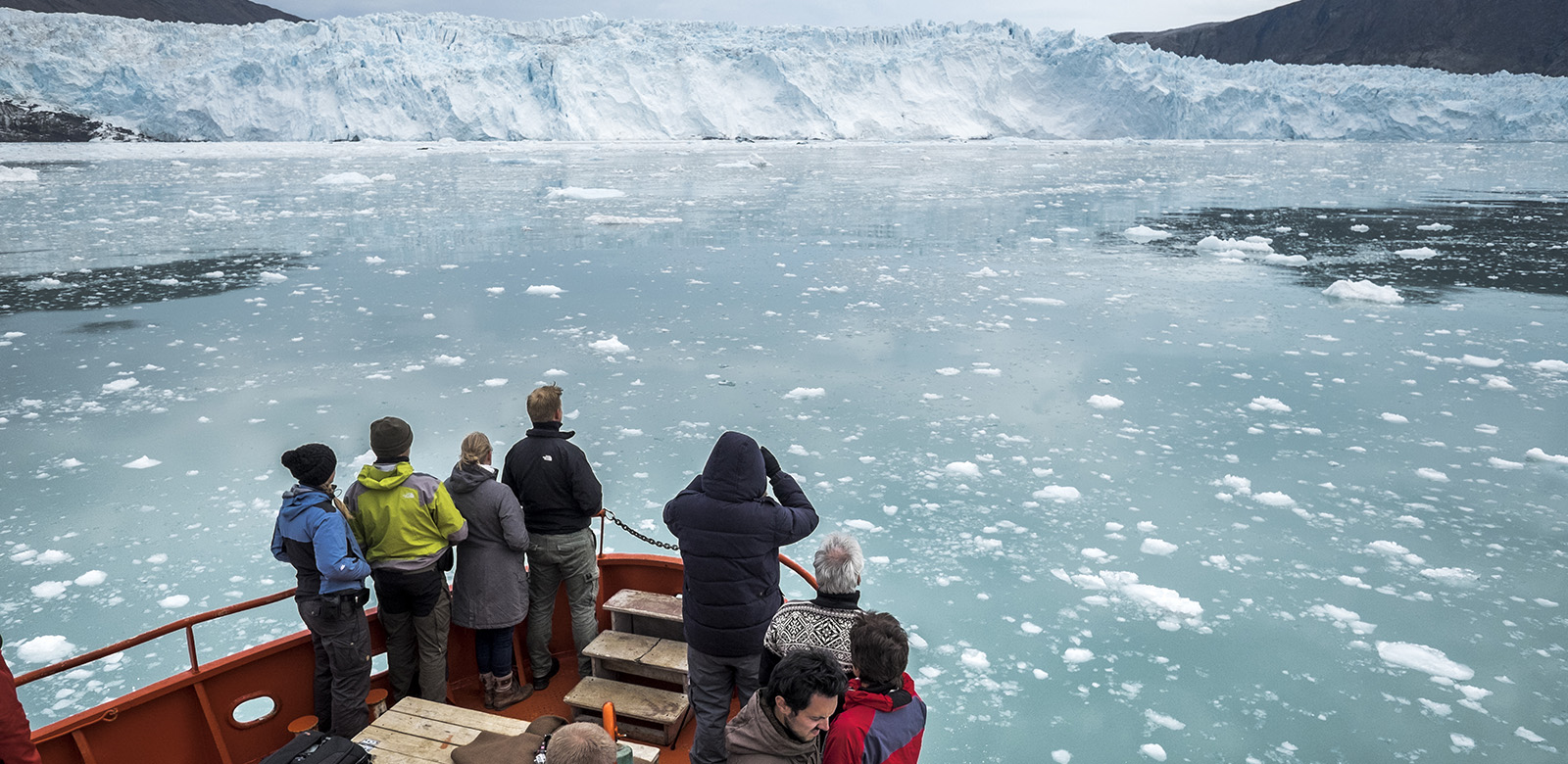 遊船體驗艾奇冰川冰崩