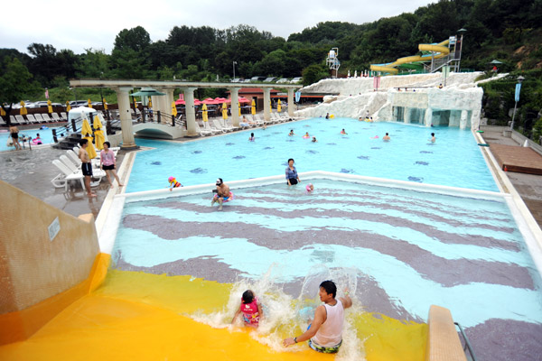 Termeden利川溫泉水上樂園