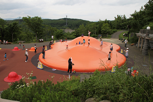 瀧野鈴蘭丘陵公園