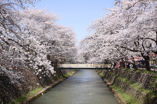 富山市