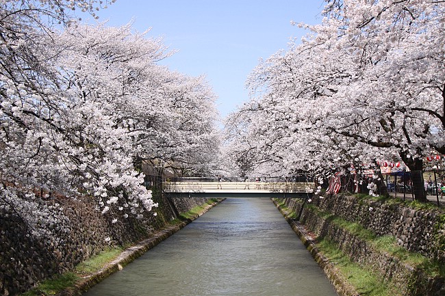 富山市