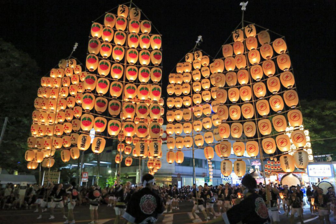 秋田竿燈祭